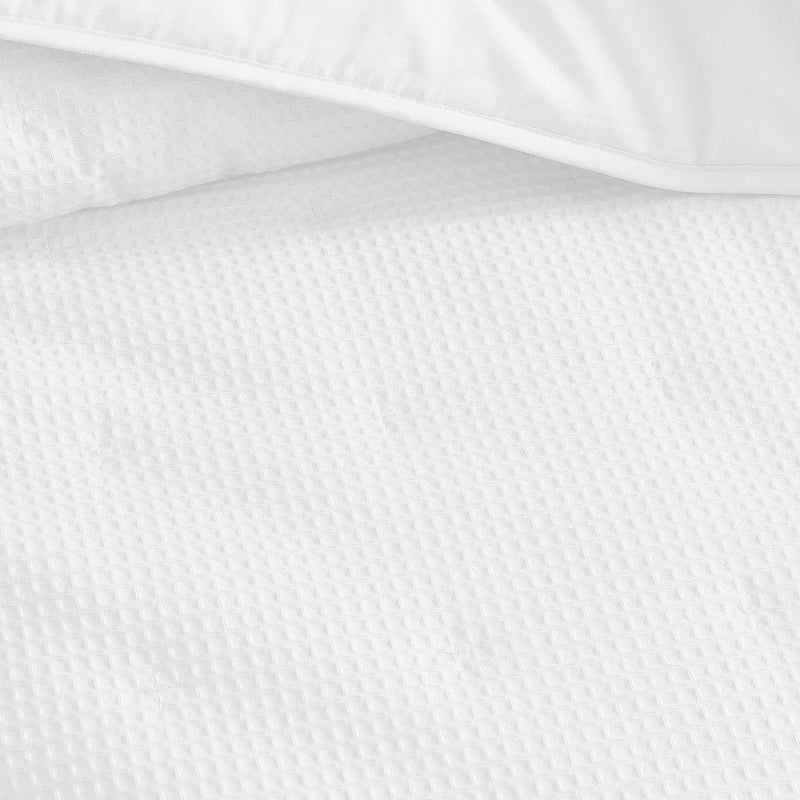 Platinum Collection Ascot White Textured Waffle Weave Coverlet Single/Double