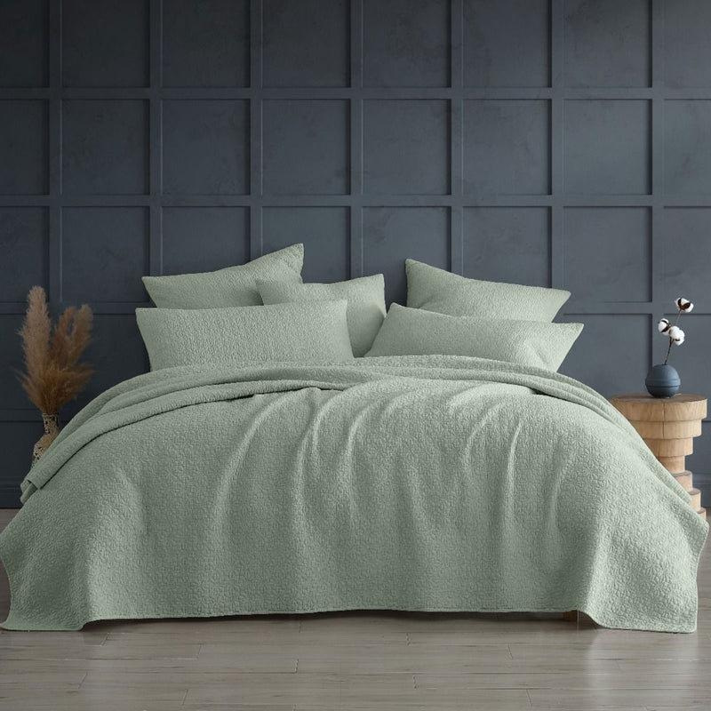 Platinum Collection Kayo Sage 100% Cotton Coverlet Queen/King