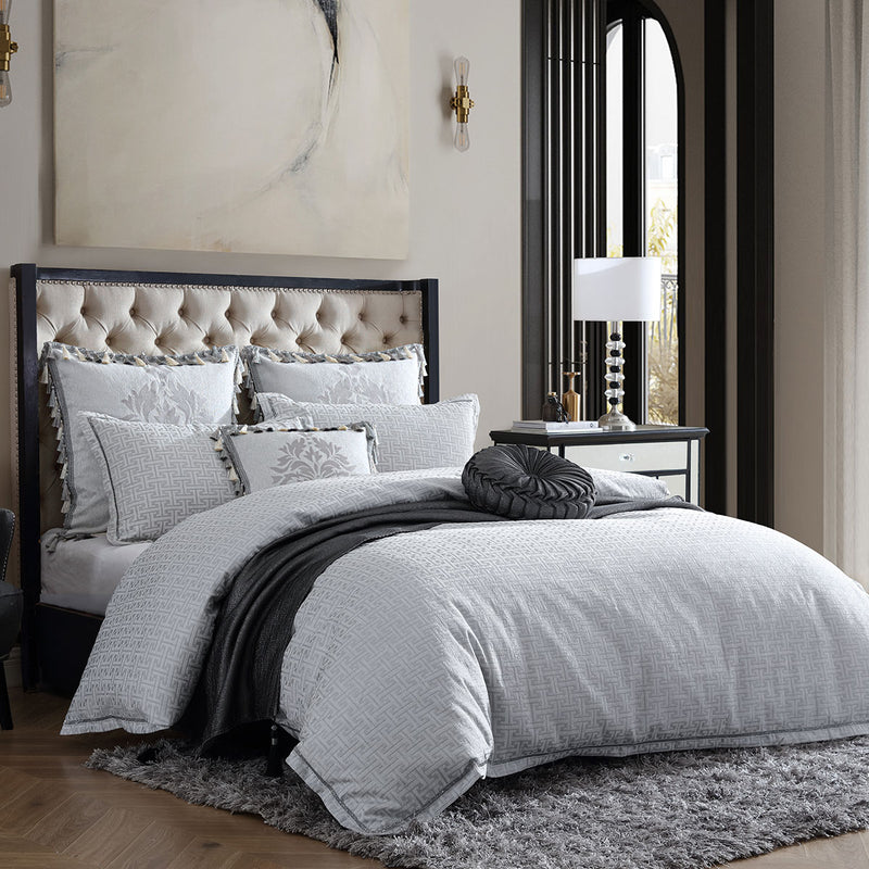 Davinci Orion Silver Woven Jacquard Quilt Cover Set King