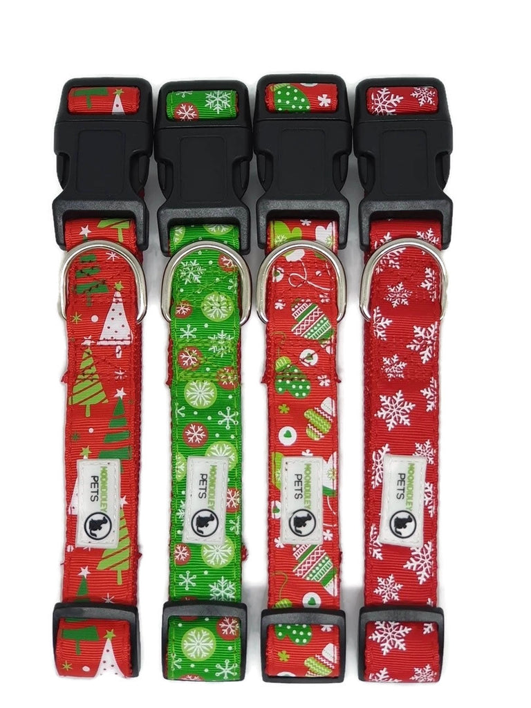 Christmas Dog Collars Adjustable Medium Green Snow Flakes