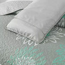 Elegant Quilted Bedspread and Pillowcases Set: Infuse Your Bedroom with Charm