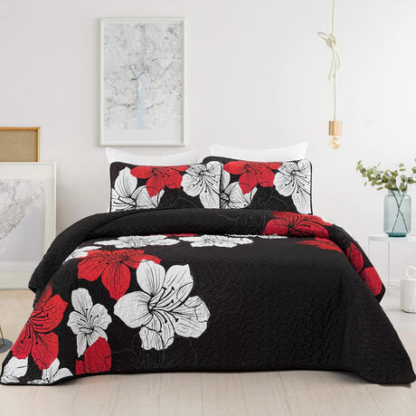 Glorious Quilted coverlet and pillowcovers set: Unmatched Beauty