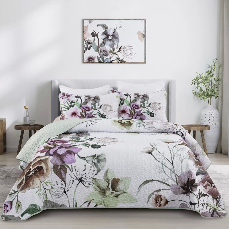 Deluxe Quilted Bedspread and Pillowcases Set: Infuse Your Bedroom with Style