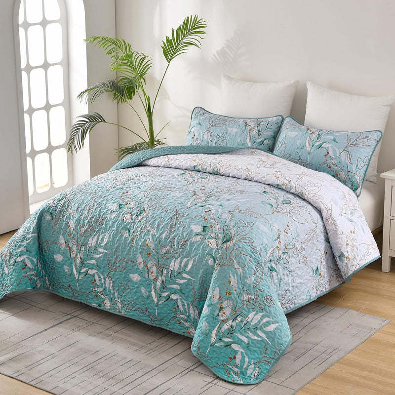 Radiating Quilted bedspread and pillowcovers set: Shine in Your Bedroom