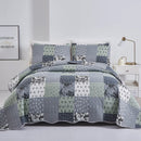 Vivacious Quilted bedspread and pillowcovers set: Full of Life and Energy