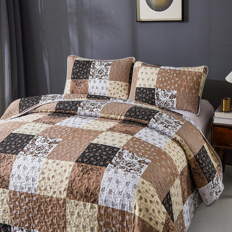 Winsome Quilted coverlet and pillowcovers set: Irresistibly Charming