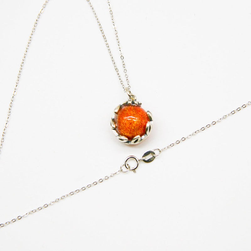 Gift Gox - Aroma Necklace White Gold - Planet Solstice Sunburst (Fire Red) + Purify Oil Blend