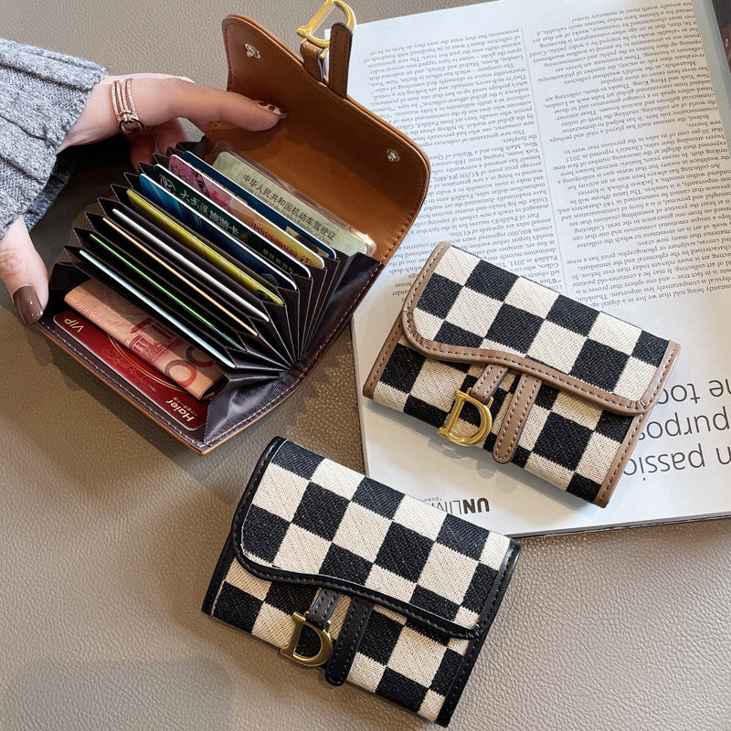 Black Stylish Checkered Wallet with Multiple Card Slots - Compact and Practical for Daily Use