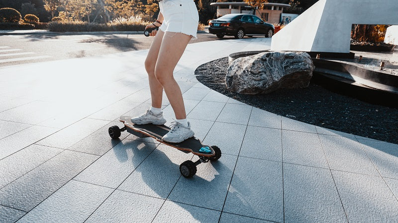 Zetazs Trident Pro Electric Skateboard