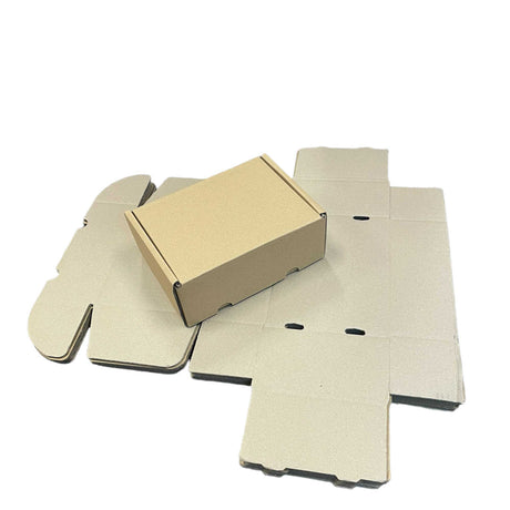 25x Die Cut Cardboard Boxes - 306x236x140mm Packaging Shipping Carton