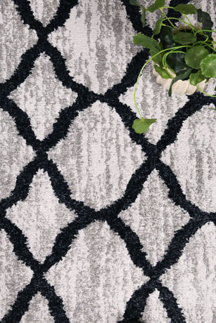 Windjana Lattice Charcoal Rug 240x330cm