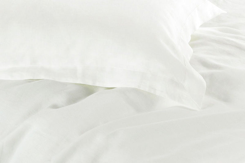 1000TC Tailored Double Size White Duvet Doona Quilt Cover Set