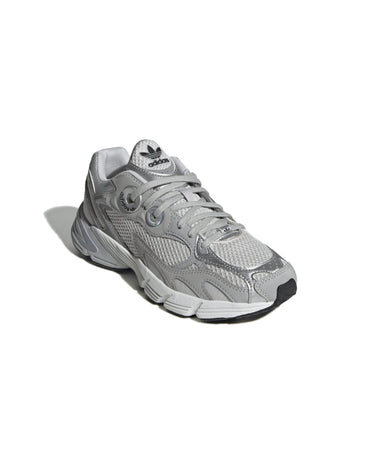 Modern Womens Running Shoes with Engineered Midsole - 9.5 US